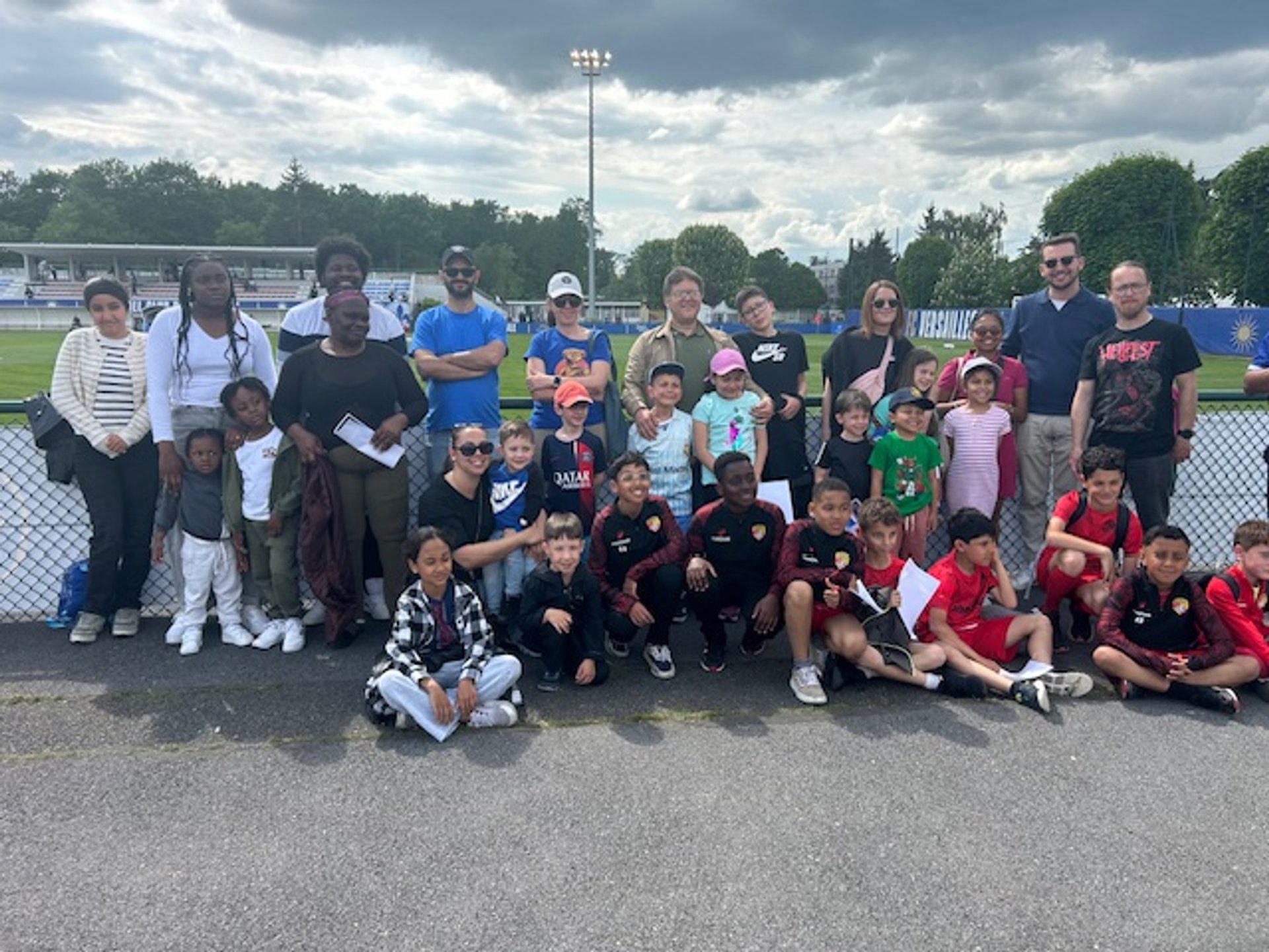 Sortie magique au Stade Georges-Lefèvre : nos jeunes du VFC en immersion avec le FC Versailles